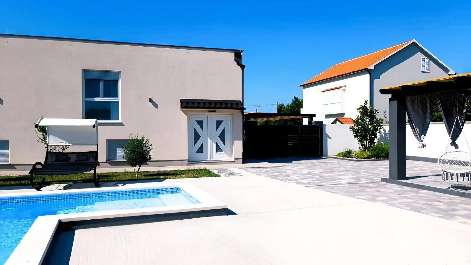 Modern Villa M&M, Zaton  자톤